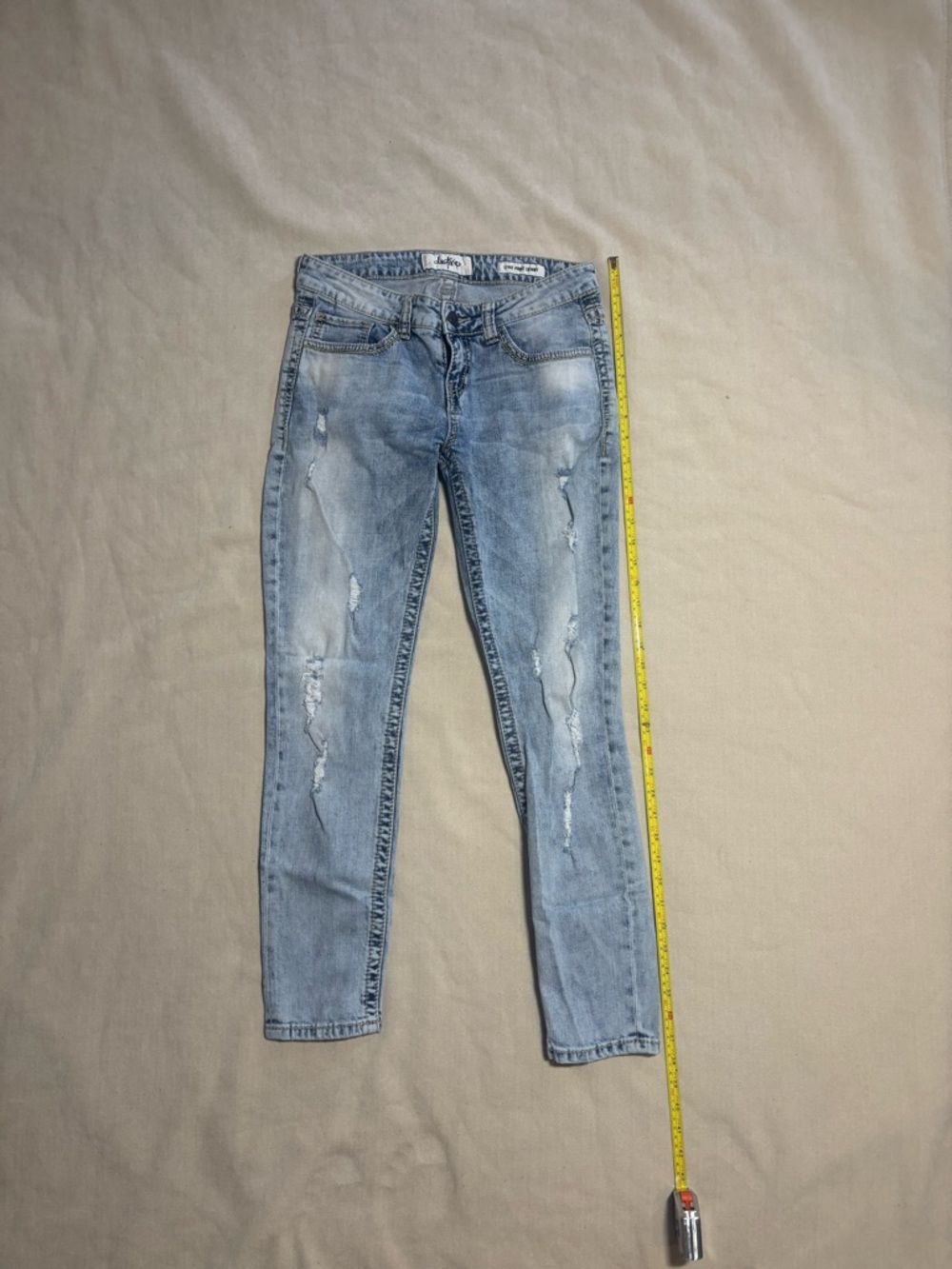 Daytrip Light Blue Skinny Distressed Jeans